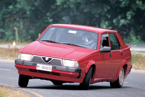 Alfa Romeo 75